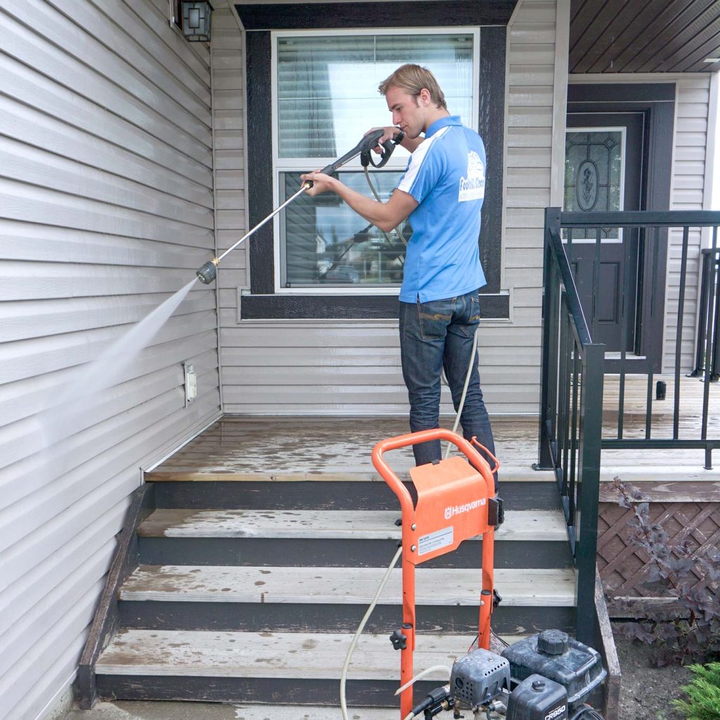 Pressure washing service